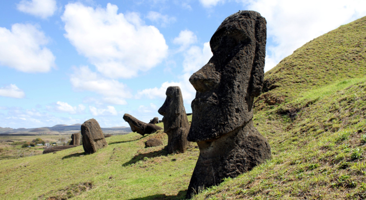 Fernreise 5 Osterinseln_thomas-griggs-2Qjk2PfaH3o-unsplash.jpg