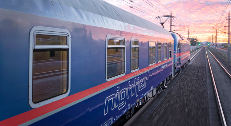 ÖBB Nightjet Dämmerung Foto ÖBB Harald Eisenberger.jpg