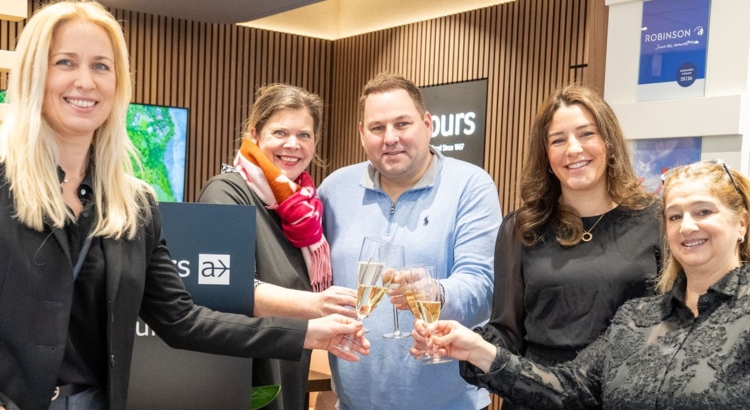 Airtours Lounge Köln Foto TUI