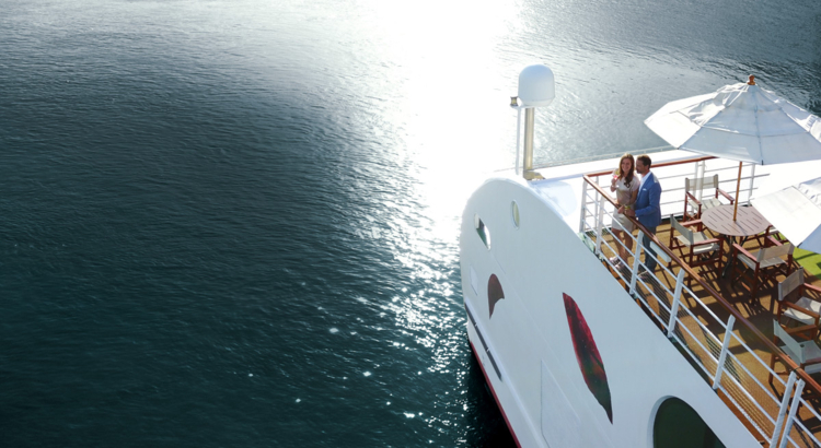 A-ROSA SN_SCHIFF_DROHNE_PAAR.jpg