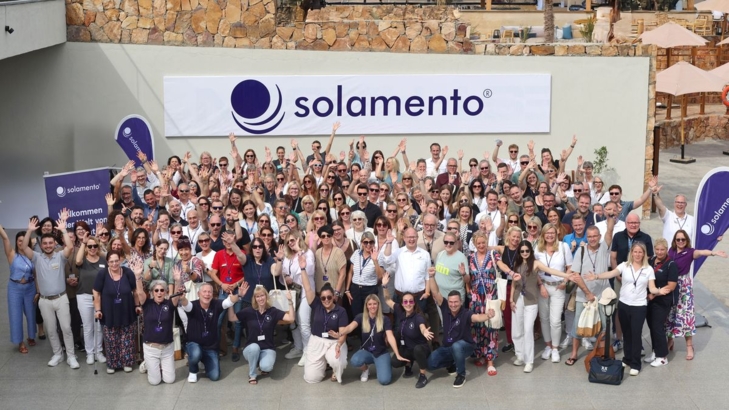 Solamento Gruppenfoto Tagung 2025 &Auml;gypten Foto Tim Kohler
